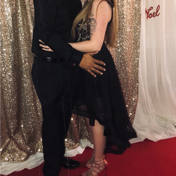 Formal Dress - Picture 2 of 3